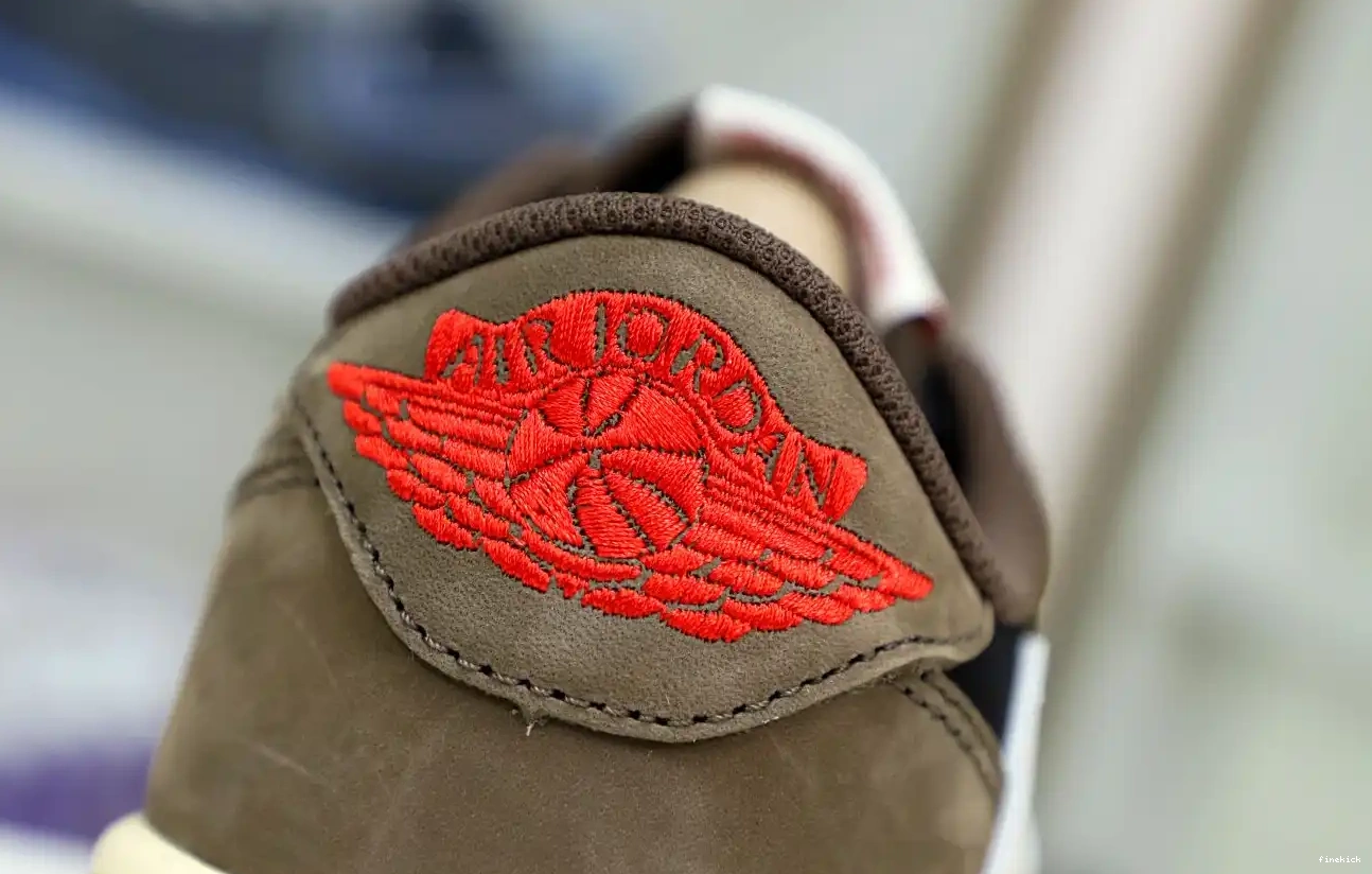 x Jordan Jordan 1mLow Scott SP OG Air TS Travis 0702